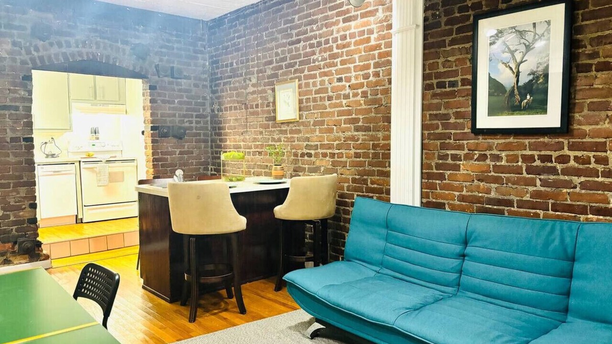Virginia Highland Apartment | Ground floor flat at Virginia Highlands