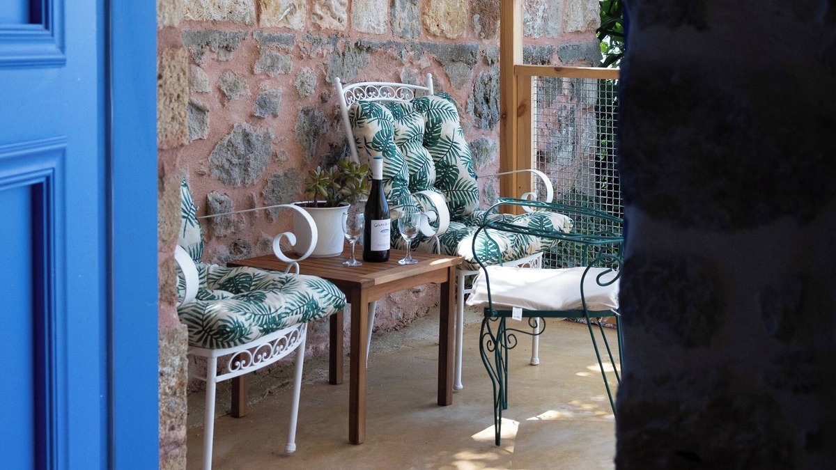 Paralia Vergas House | Ground floor seaside retreat Apartment in Almyros, Kalamata