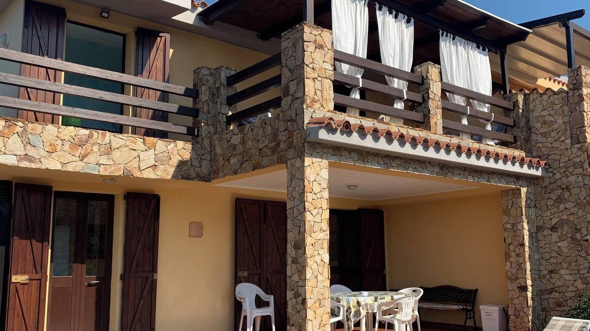 Chia Apartment | Ground floor sea view apartment in Villa Lolu, 15 minutes walk to the sea