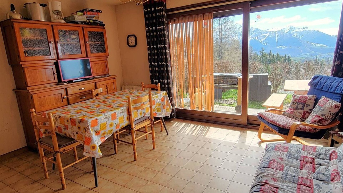 Saint-Michel-de-Chaillol Apartment | Ground Floor Apartment, South-Facing Terrace, Near Station, Sleeps 5