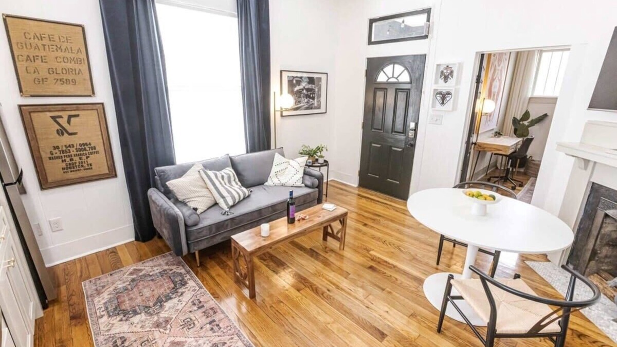 Downtown House | Group-Friendly Lafayette Stay