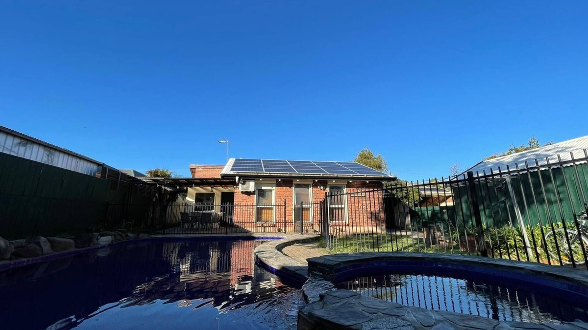Westbourne Park House | Group house 7 bedrooms