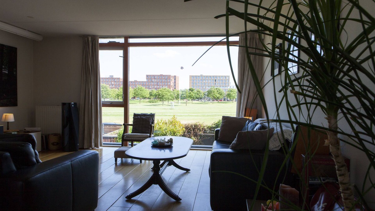 Stadsdam House | Group travel in a Tranquil Townhouse!