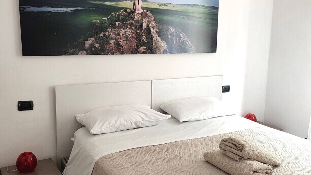 Borgo Roma House | Groups of up to 8 people, ideal for visiting the city, the fairgrounds or Gardaland.