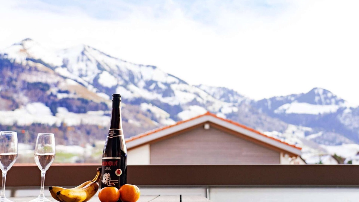 Neirivue Apartment | Gruyère Alps 3 Bedroom Apartment BBQ Parking