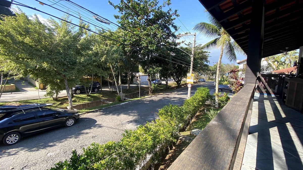 Guaeca Ski Chalet | Guaecá Beach 4 People - gated community, 20 meters from the beach