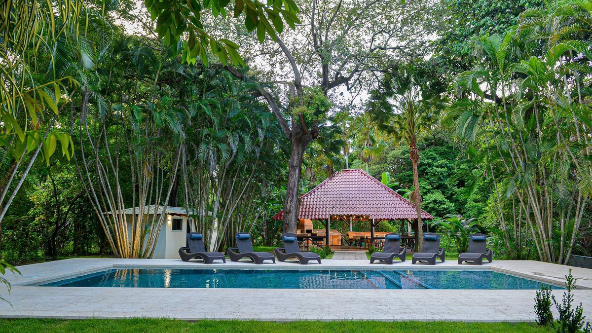Liberia House | Guana Getaway