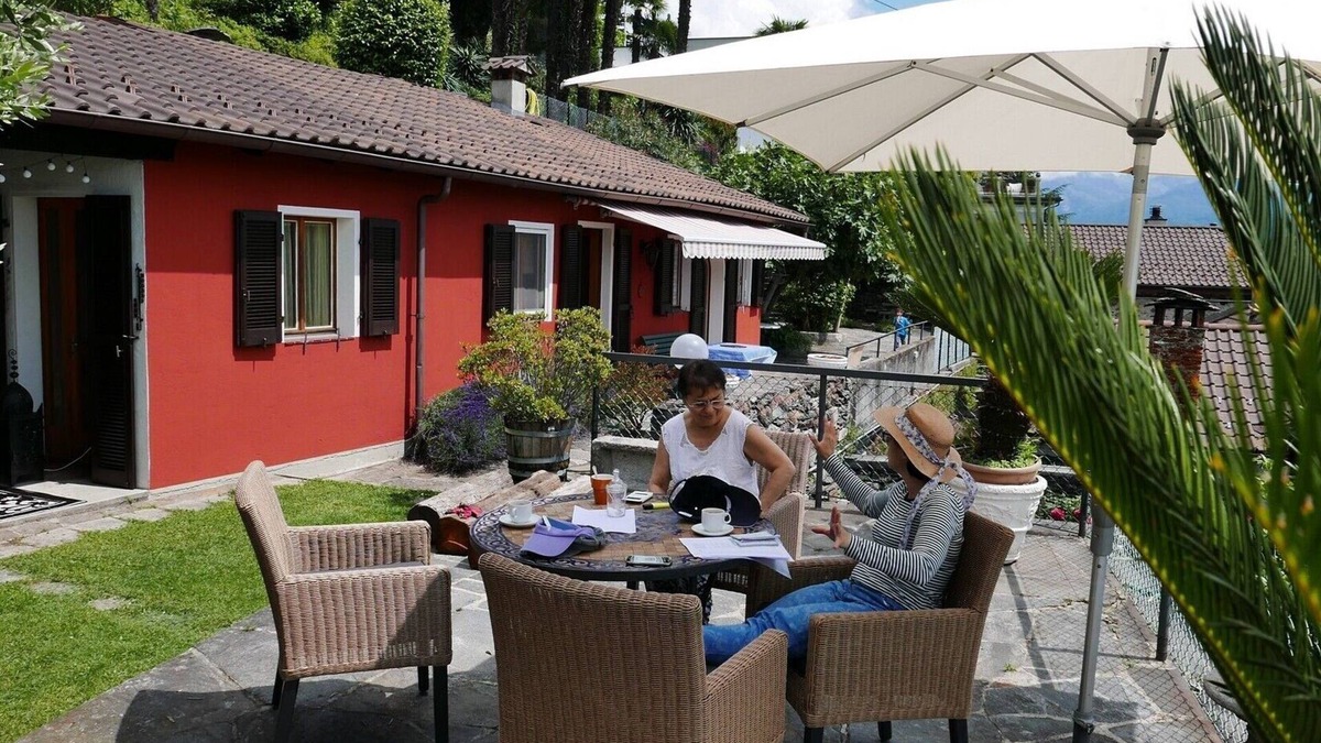 Brissago House | Guaranteed relaxation in a unique Ticino garden house with a panoramic view of the lake