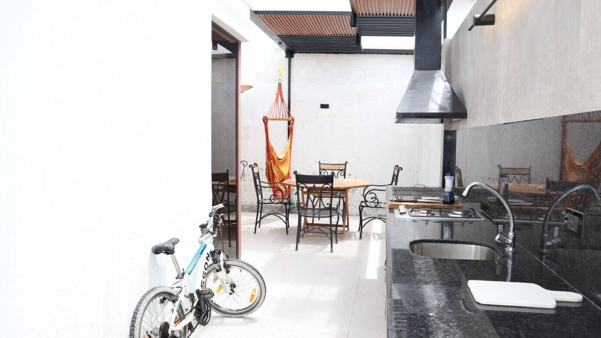 Guayaquil House | Guayaquil Casa Amplia en Sector Privado muy Seguro y Comercial, Villa 4 Bedroom