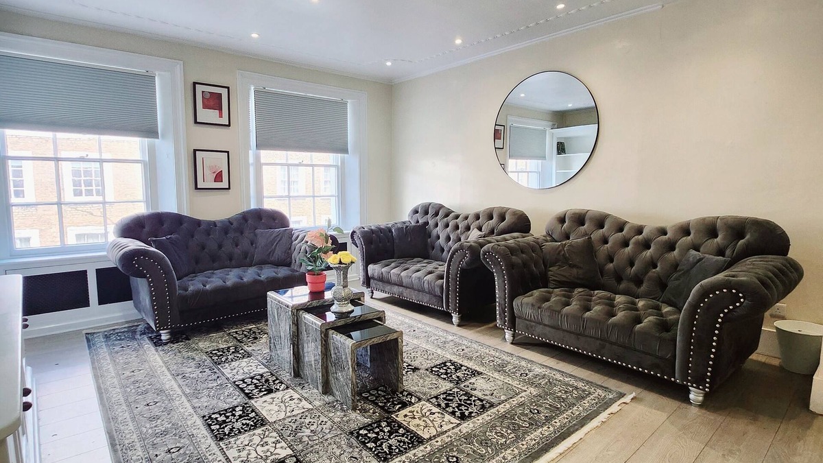 Brompton & Hans Town Apartment | Gucci flat in Knightsbridge