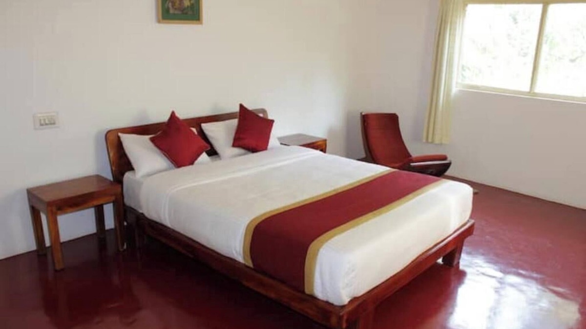Chikkamagaluru Apartment | Guddadamane Homestay Estate View Room