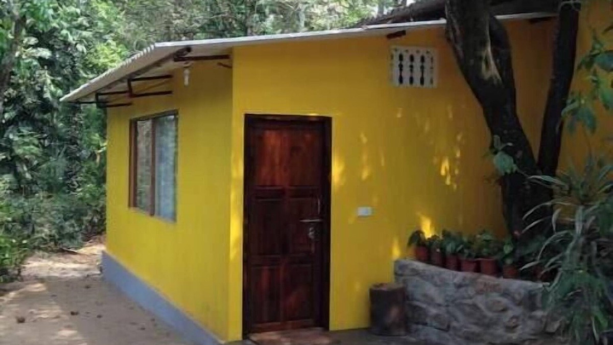 Chikkamagaluru Apartment | Guddadamane Homestay Estate View with Private Hut