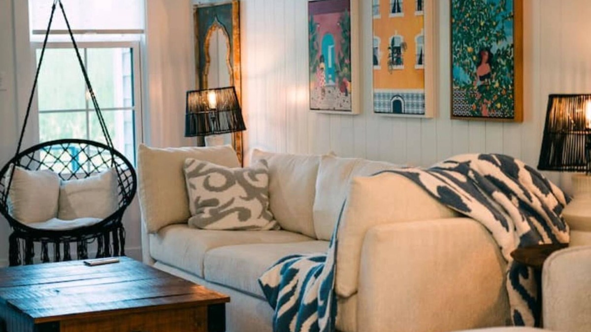 Clarksville House | Guest Favorite! Luxury Downtown Townhouse