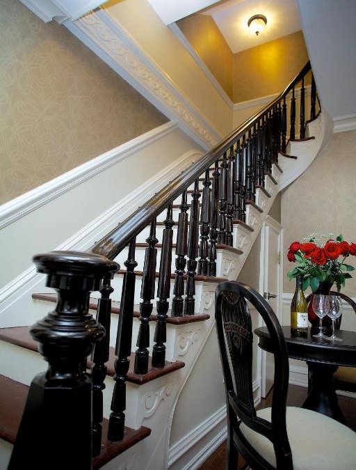 Norwalk House | Guest House at Norwalk Inn