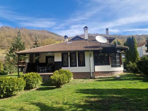 Ribaritsa Villa | Guest House Beli Vit