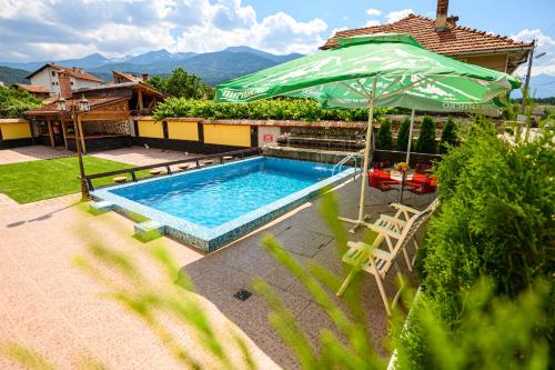 Dobrinishte House | Guest House Dinaya