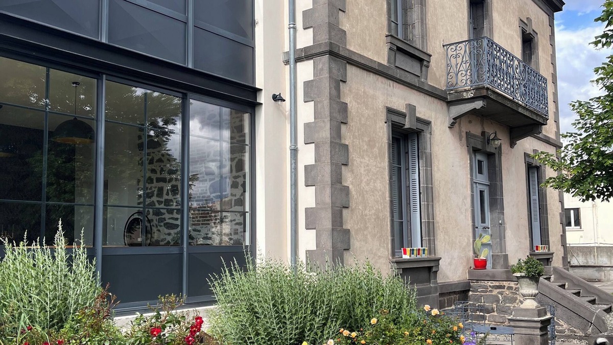 Cournon-dʼAuvergne Bed & Breakfast | Guest house and SPA near Clermont-Ferrand