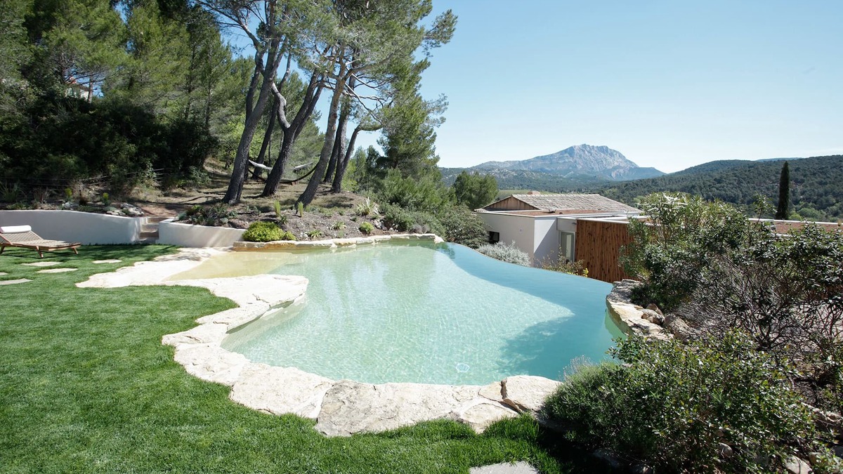 Le Tholonet Villa | GUEST HOUSE IN PINETA