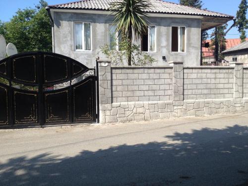 Makhinjauri House | Guest House Maxim