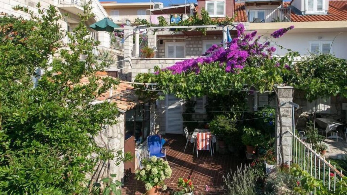 Babin Kuk Apartment | Guest House Misita - One Bedroom Apartment with Balcony and Sea View