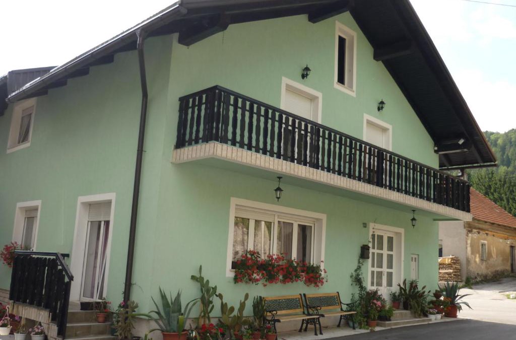 Lokve House | Guest House Potok
