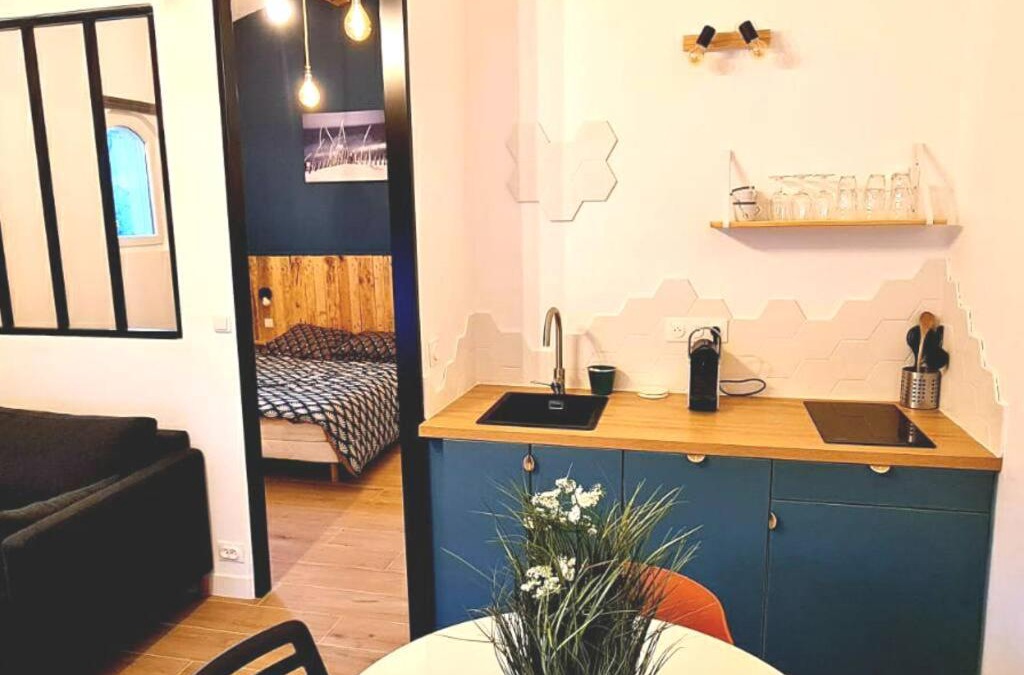 Simiane-Collongue Apartment | Guest house proche Aix en Provence