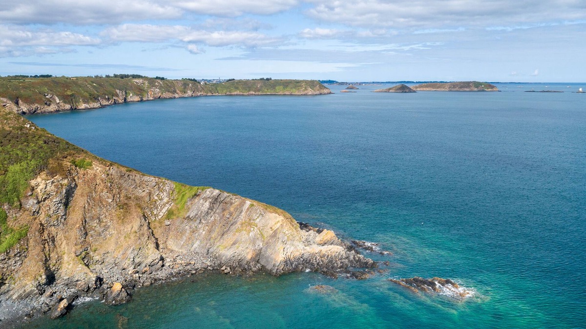 Plourivo Bed & Breakfast | Guest house quiet garden Paimpol sea GR34 Nature Culture