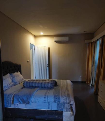 Sukaraja Villa | Guest House Sentul by Benchmark
