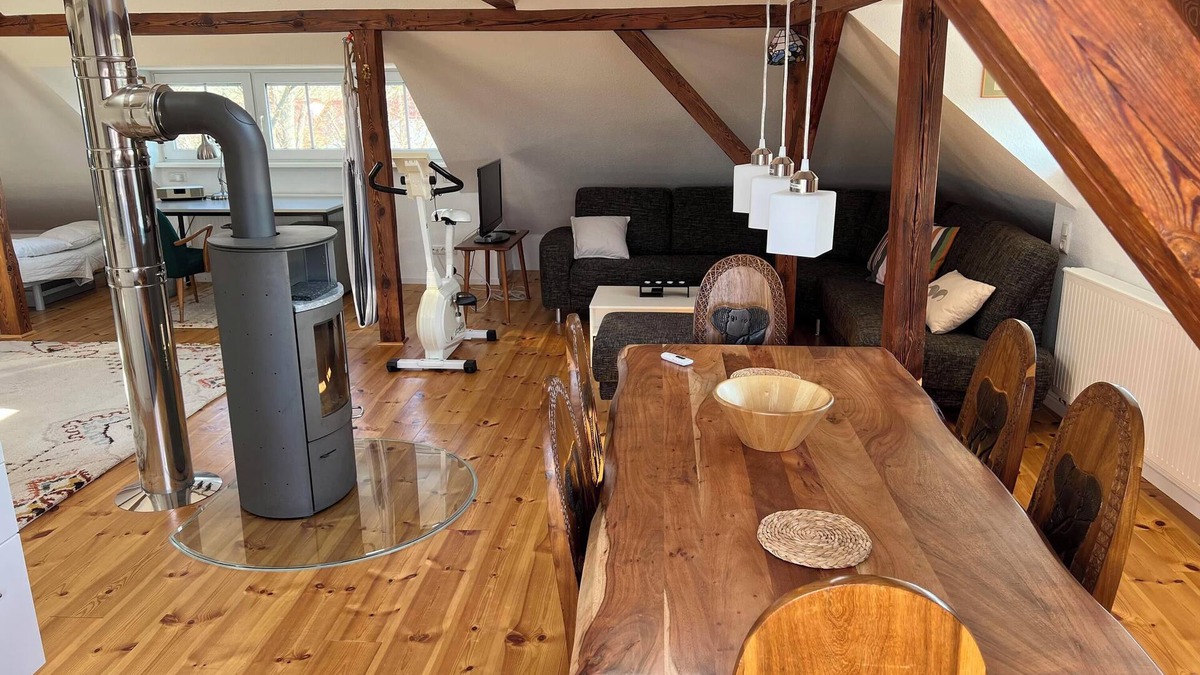 Kloster Lehnin House | Guest House 'Westfälischer Hof - Loft' with Garden & Wi-Fi
