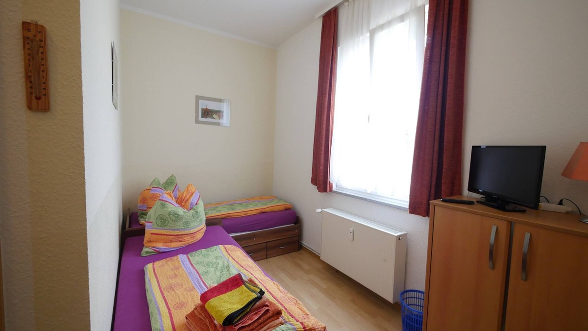 Melchow Apartment | Guest room 2 with shared kitchen for 2 persons
