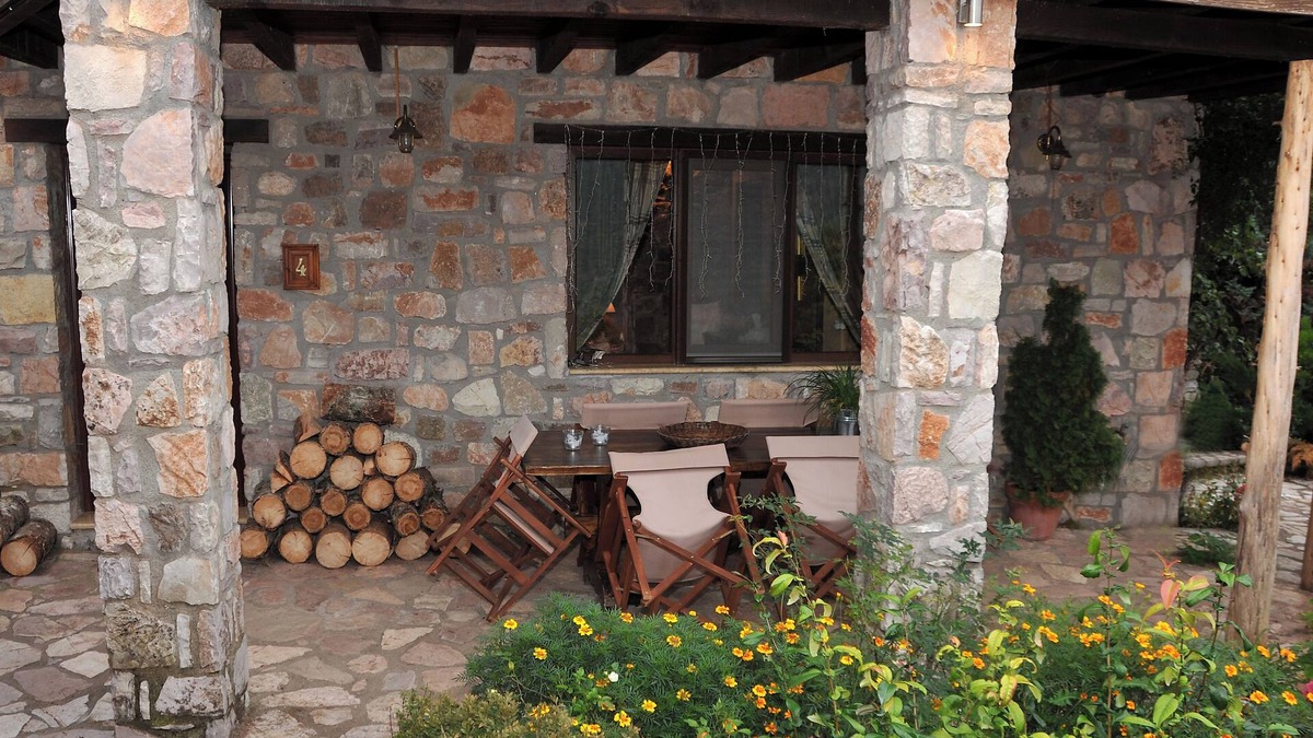 Kalambaka Apartment | Guest Stone House in Aidona #1