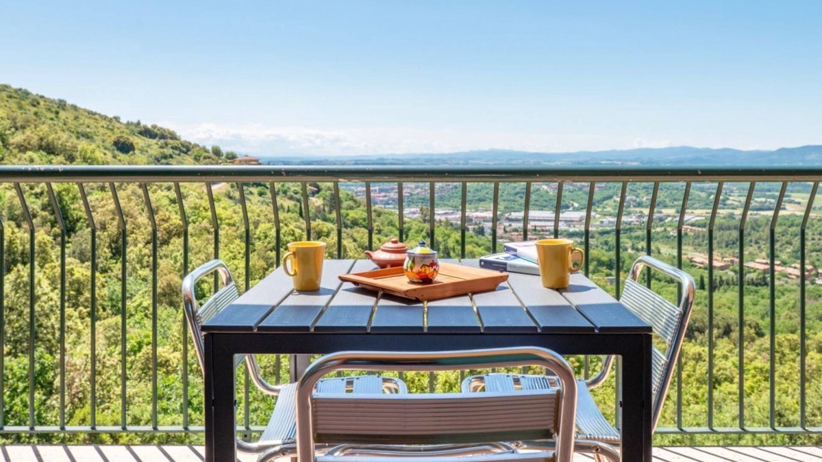Corciano Apartment | GuestHost - Bright Apartment with View Corciano