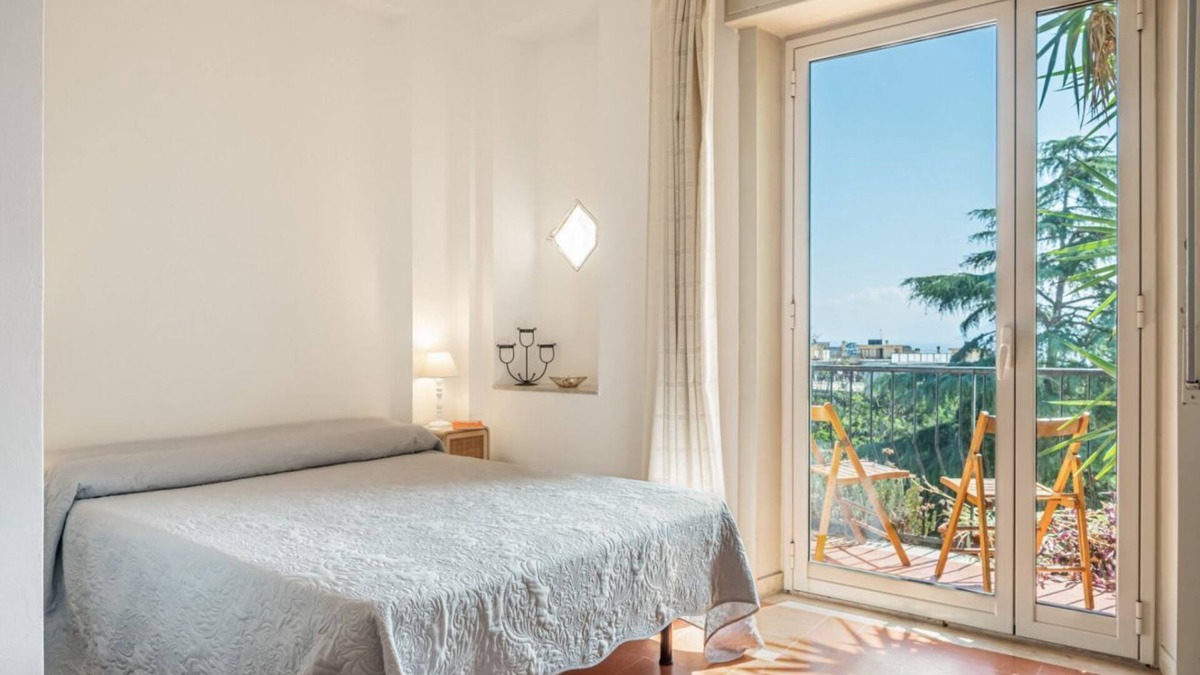 Province of Messina Apartment | GuestHost - Bright & Lovely Apartment in Messina