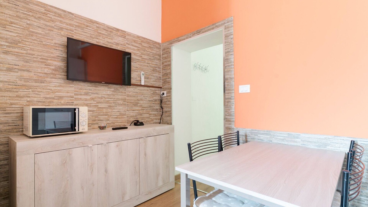 Isola del Bosco - Delle Corti Apartment | GuestHost - Le Rondini Home: Sesto Marelli M1 Apt