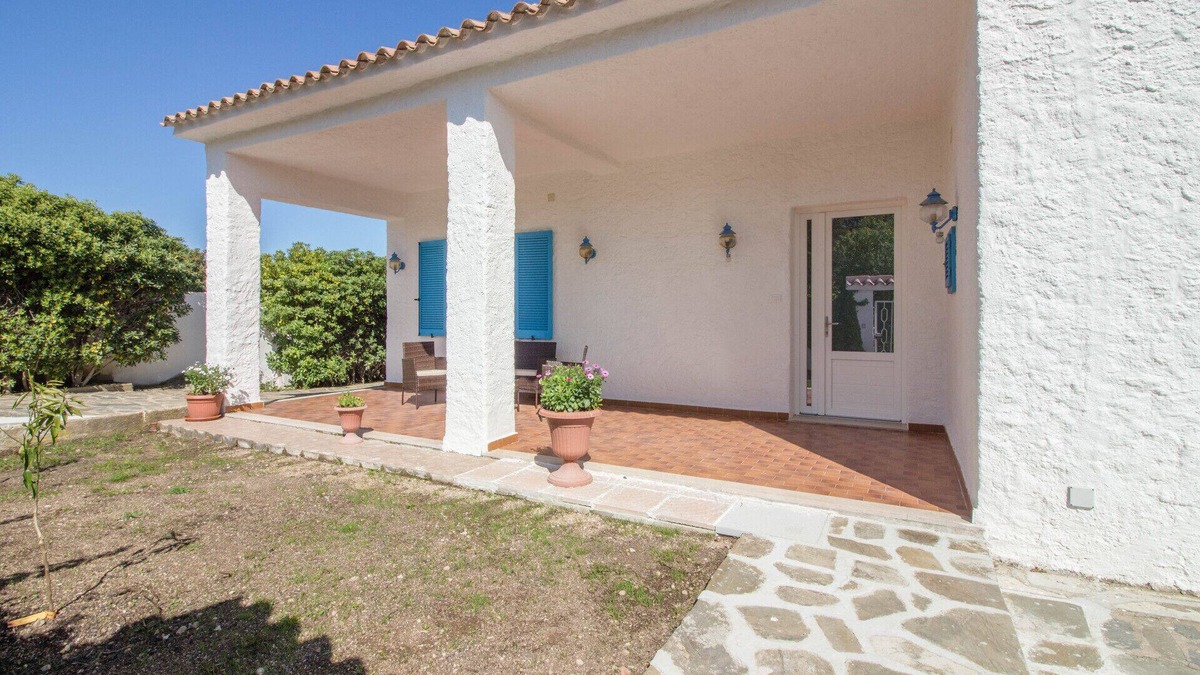 Berchiddeddu Villa | GuestHost Peaceful stay in Berchiddeddu W/garden