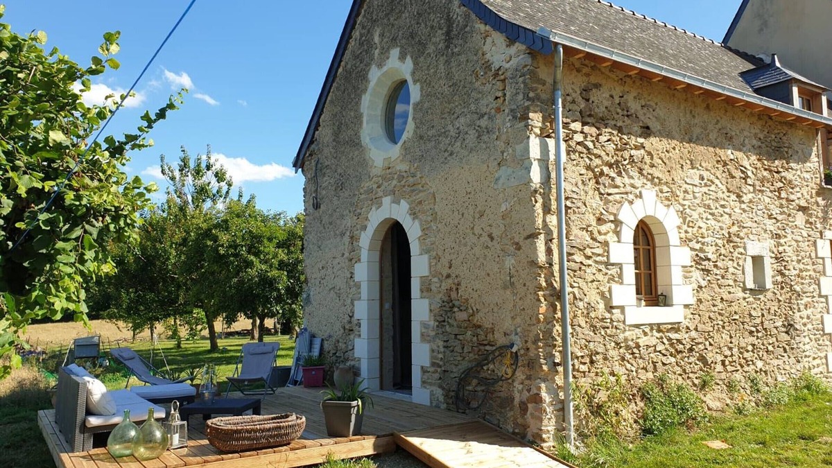 Bazouges-sur-le-Loir Bed & Breakfast | Guesthouse near La Flèche, PMR adapted, pets allowed, breakfast included