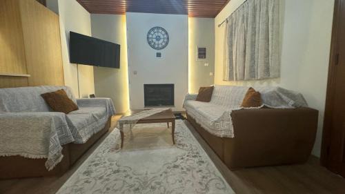 Dimitsana Apartment | GUESTHOUSE 'ΧΡΥΣΑ'