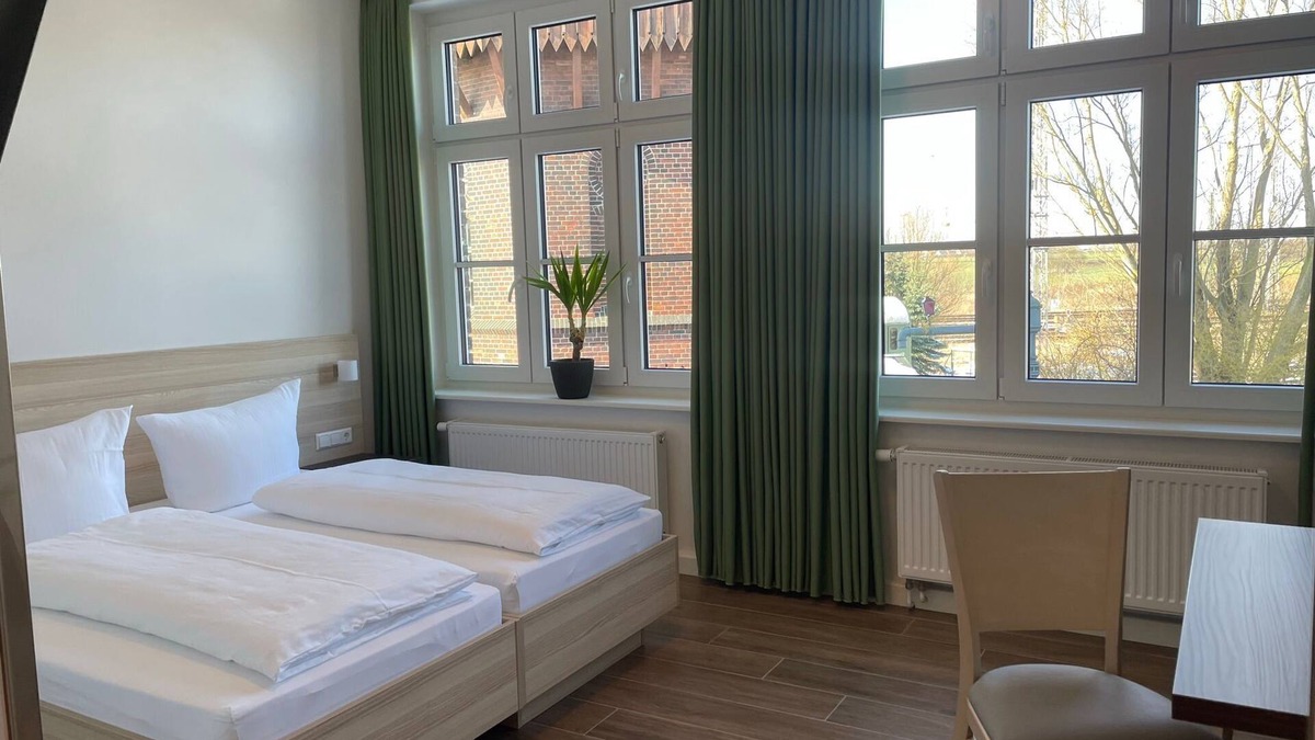 Pasewalk Apartment | Guesthouse Besandung - Apartment 302 - Lokschuppen Pasewalk- Guesthouses with double rooms