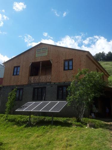 Omalo House | Guesthouse Elisabeth
