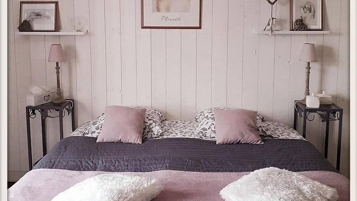 Plonevez-Porzay Bed & Breakfast | guesthouse in a rural air .