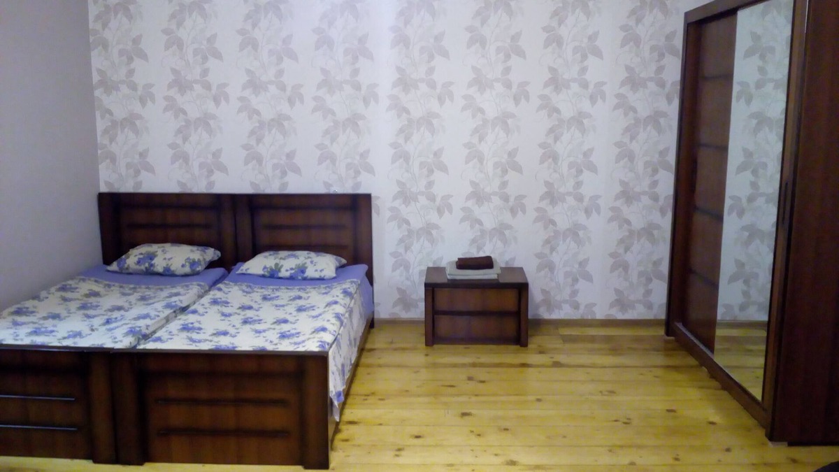 Borjomi Apartment | Guesthouse in borjomi near the forest 15minutes to the theme park close to train
