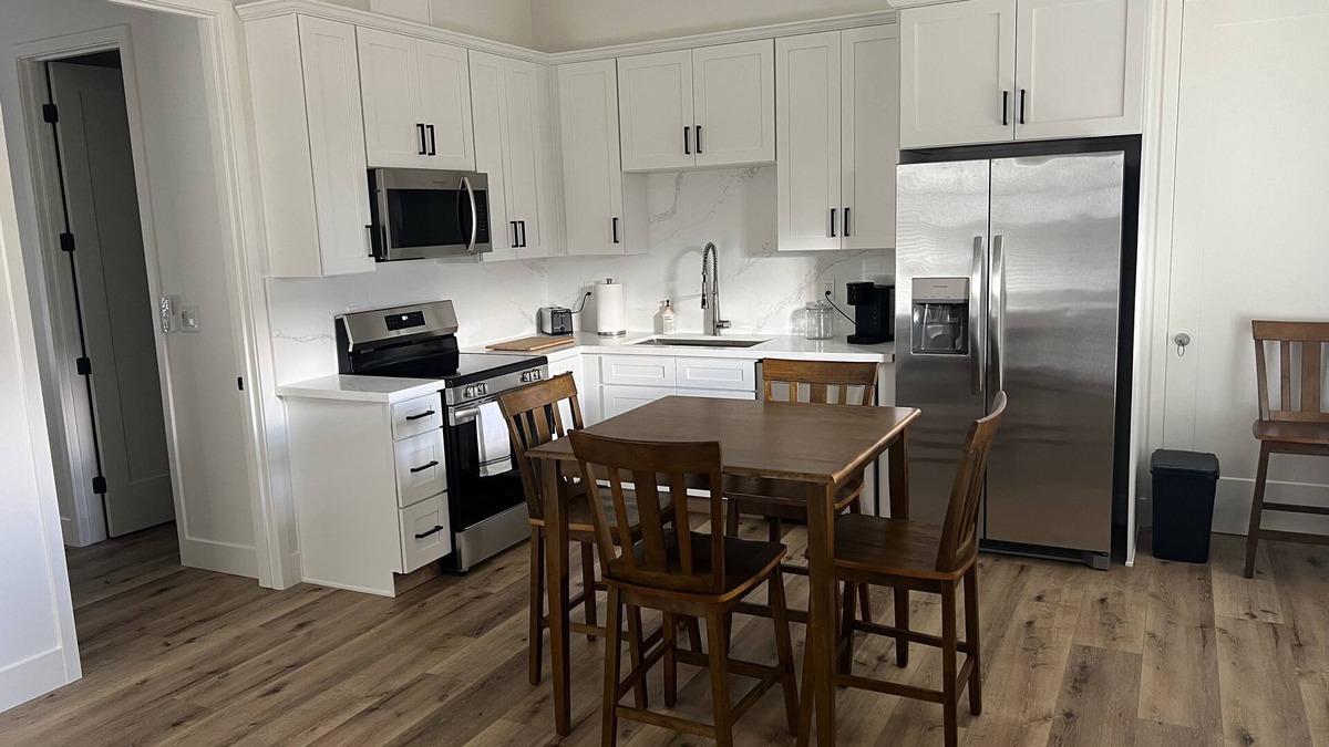 Tehachapi House | Guesthouse in Tehachapi B