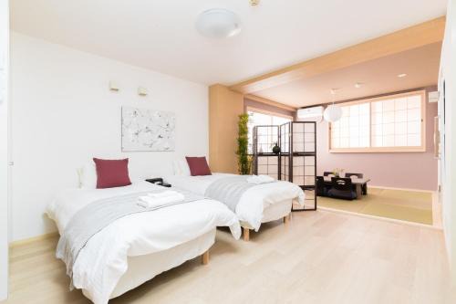 Karasumaoike House | GuestHouse MIYABI