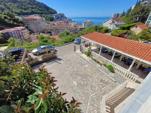 Becici Bed & Breakfast | Guesthouse Vila Tamburic
