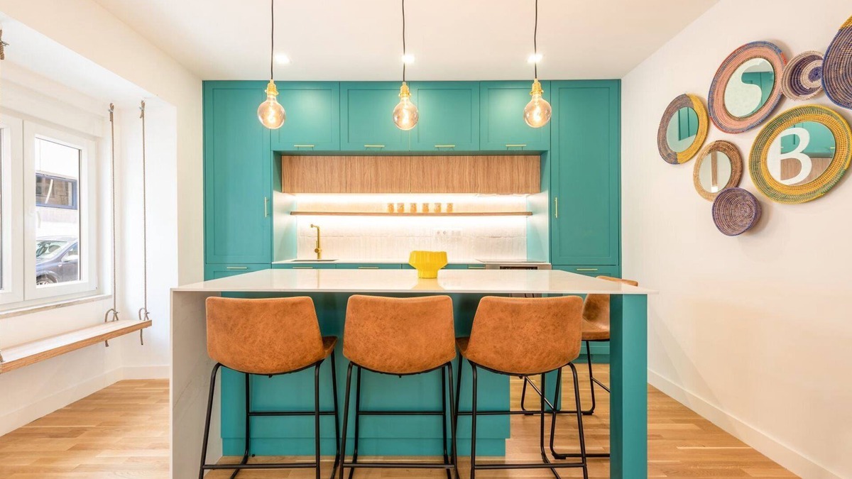 Alcantara Apartment | GuestReady - Colourful and Modern LxFactory