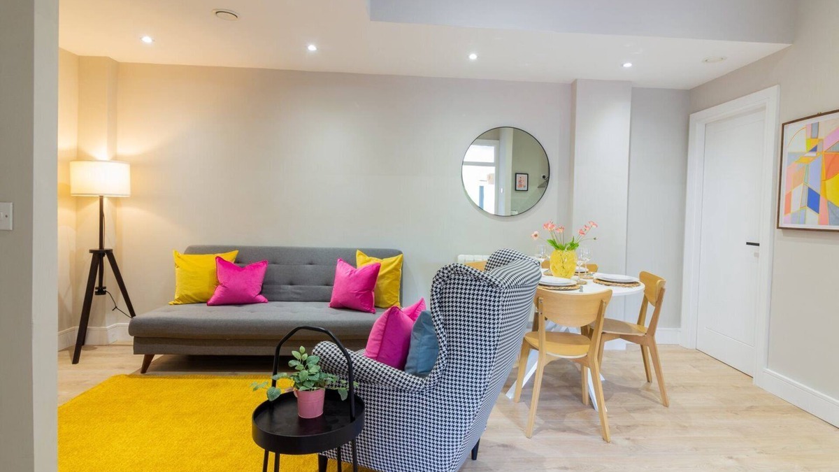 Portobello Apartment | Guestready - Enchanting 2BR Flat in Newmarket Hall