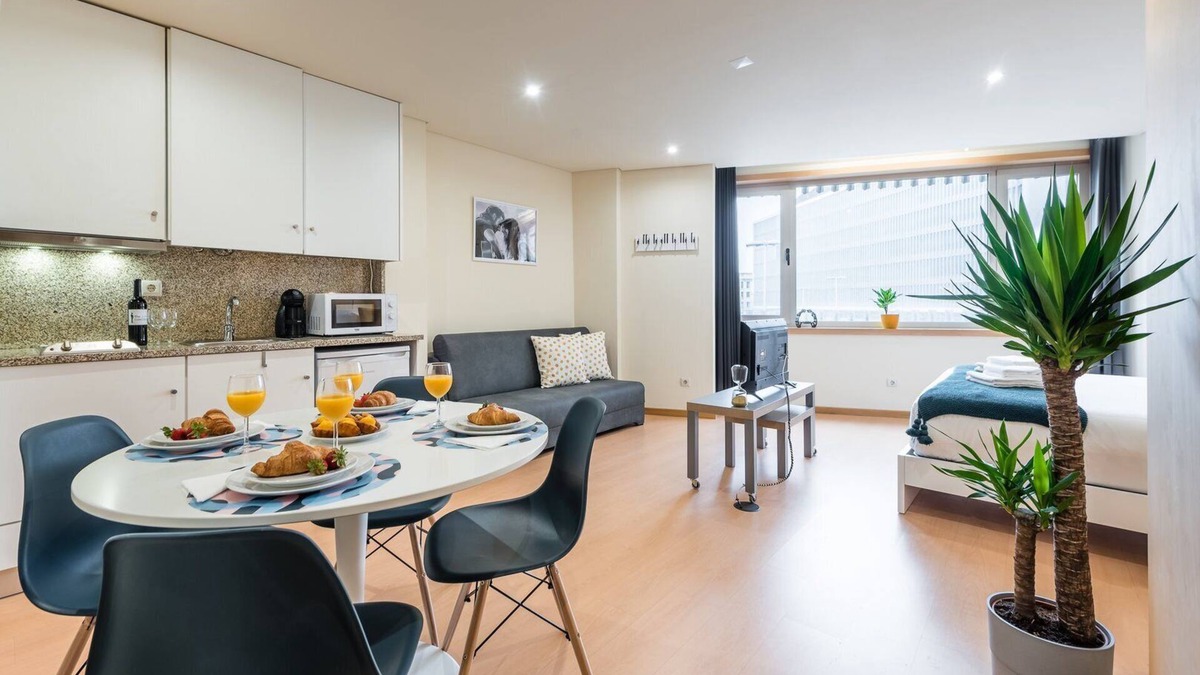 Boavista Apartment | GuestReady - Musichall - Moulin Rouge