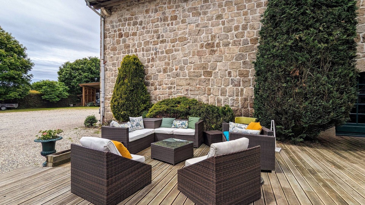 Saint-Romain-Lachalm Bed & Breakfast | Guestroom Saint-Romain-Lachalm, studio flat, 2 persons