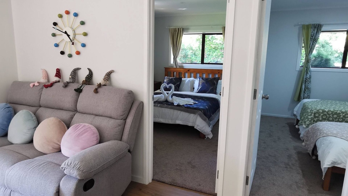Lynmore Apartment | Guests Suite 5 minutes to Redwoods