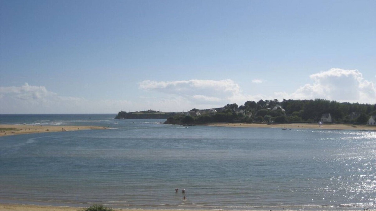 Guidel-Plages Apartment | Guidel Beaches, Facing the sea, Full sea view, Beach at 50 m, Superb Furnished T3